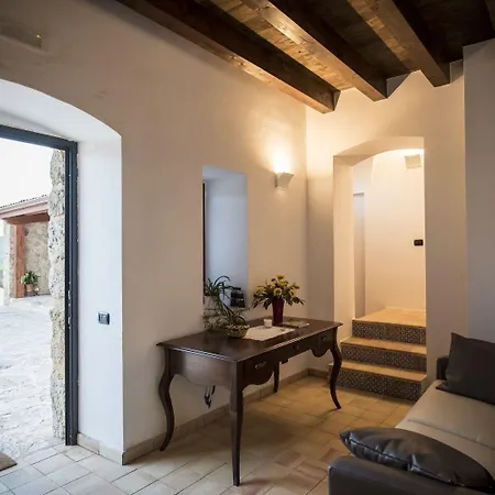 مزرعة للإقامة Raffo Naro